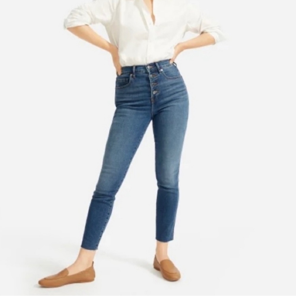 Everlane Women's Skinny Jeans in Medium Blue Denim